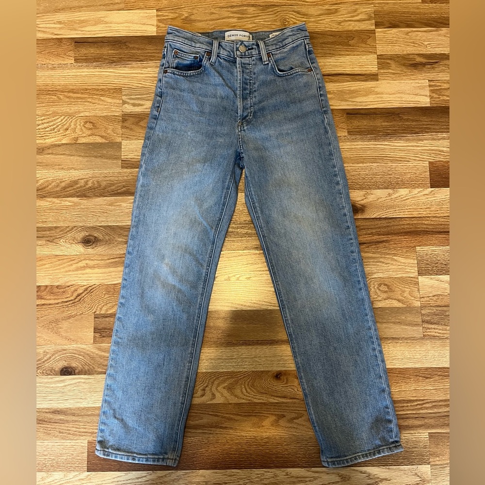 Aritzia Denim Forum Arlo Hi-Rise Light Wash Jeans